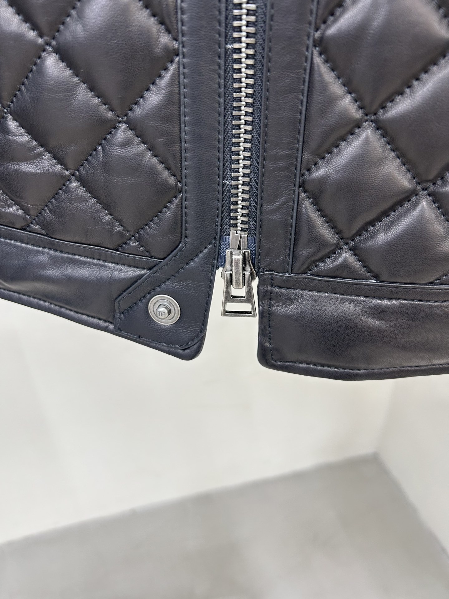 Tom Ford 23 catwalk style slim stand collar leather jacket