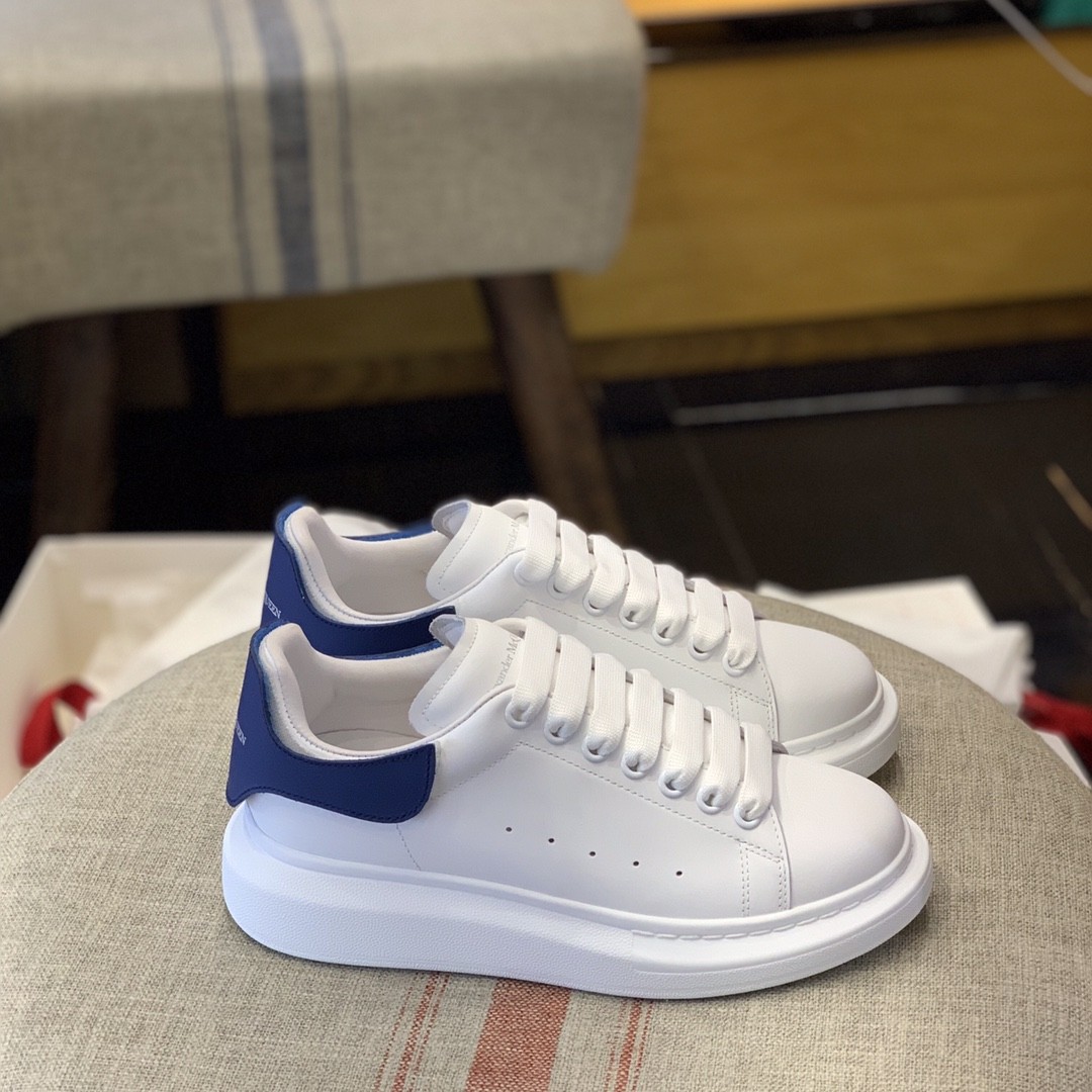 Alexander McQueen MQ White Tricolor tail Sneakers