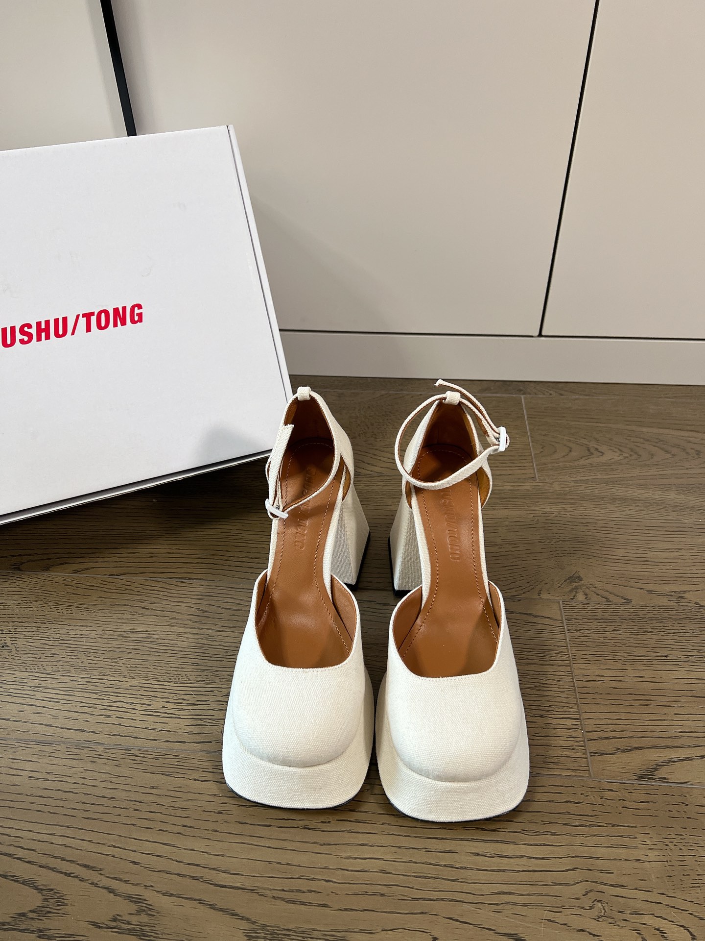 𝐒𝐇𝐔𝐒𝐇𝐔𝐓𝐎𝐍𝐆｜𝟐𝟎𝟐𝟑/𝐒𝐒 𝐧𝐞𝐰 Exclusive niche SHUSHU/TONG 23/thick bottom Mary Jane