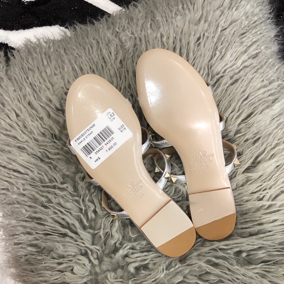 【Valentino】Valentino Top Edition Metallic Silver 3 Strap Flat Slippers