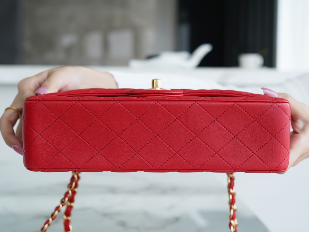 𝐂𝐇𝐀𝐍𝐄𝐋 Classic Flap Italy 🇮🇹 