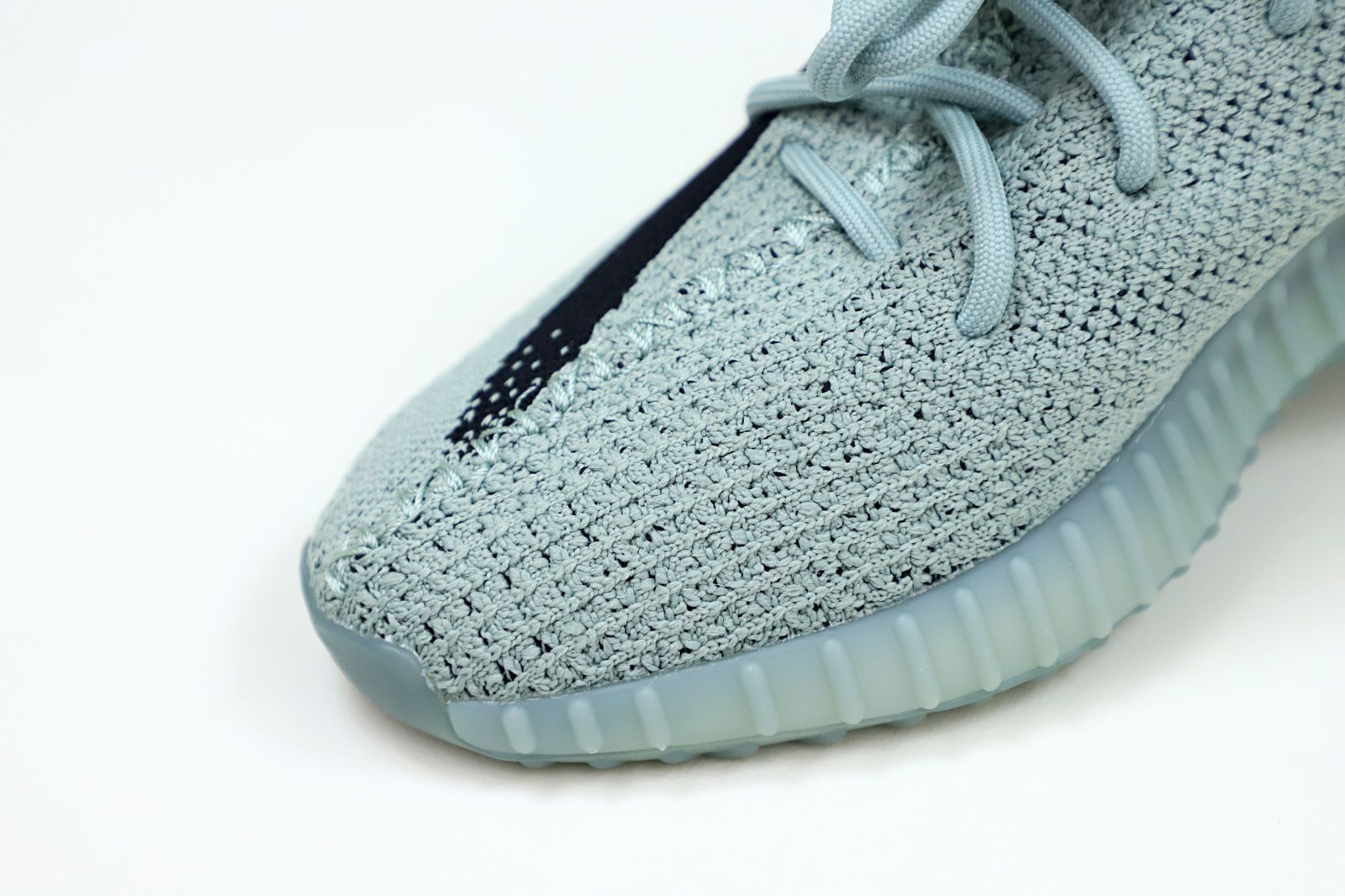 Yeezy boost 350 V2 Salt Core Black Salt