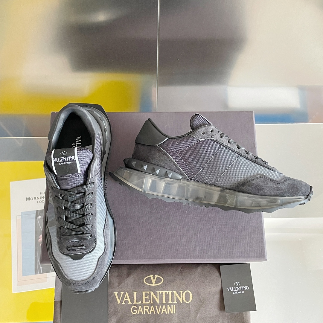 【Valentino】𝟐𝟎𝟐𝟏/𝐒𝐒 𝐧𝐞𝐰  Valentino new NETRUNNER series casual air cushion sports shoes