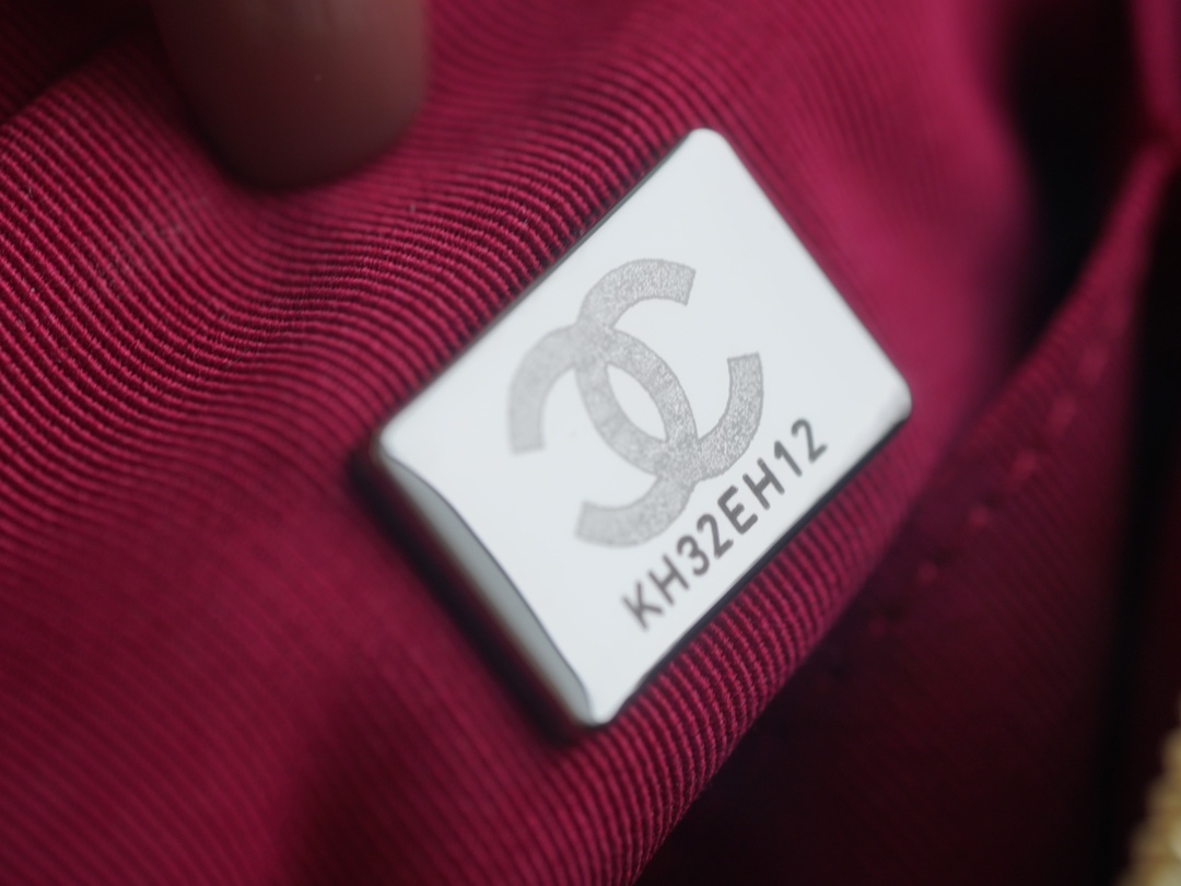 𝗖𝗵𝗮𝗻𝗲𝗹 𝗚𝗮𝗯𝗿𝗶𝗲𝗹𝗲❥ classic stray bag Italy 🇮🇹 