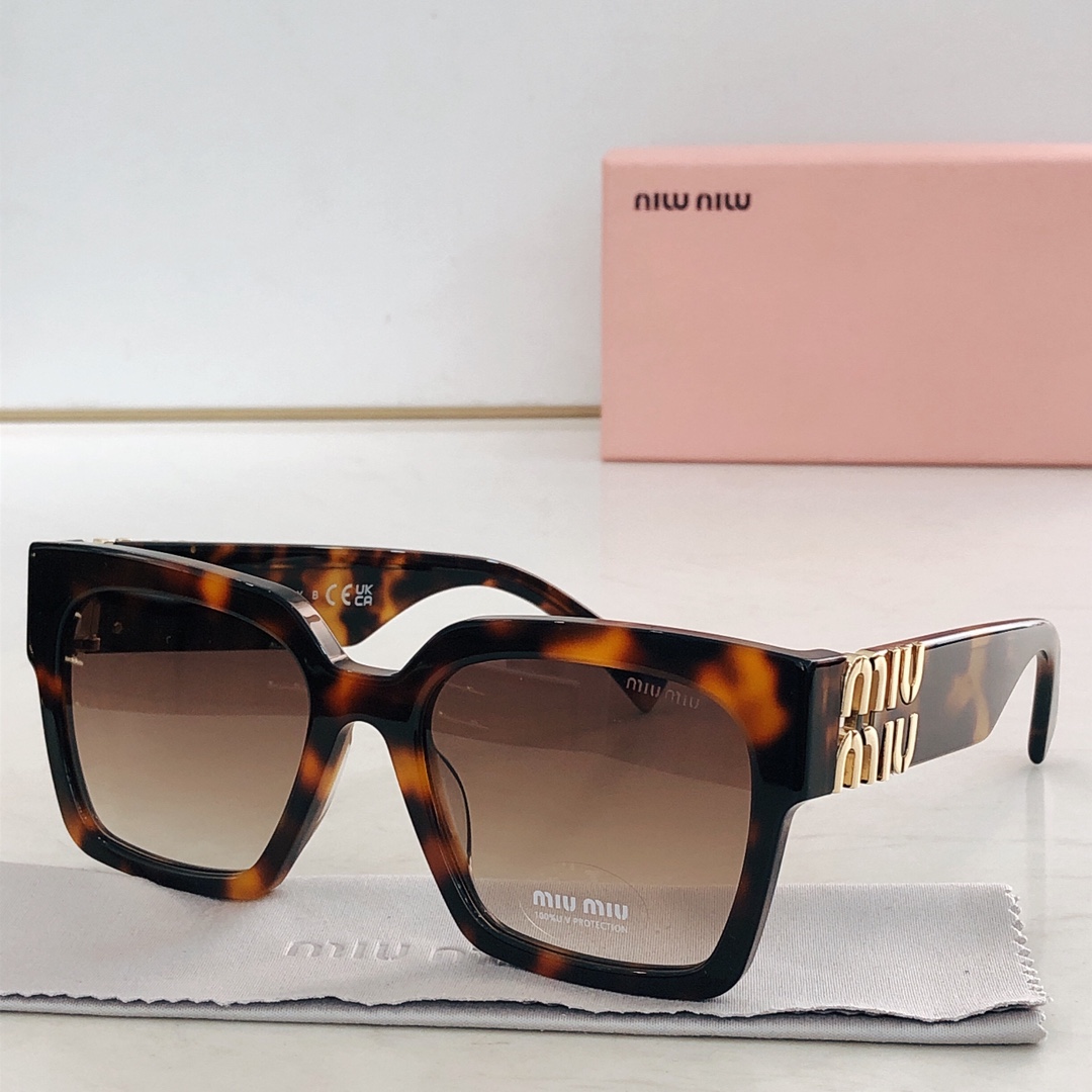 MIU MIU MODEL:VMU 04U