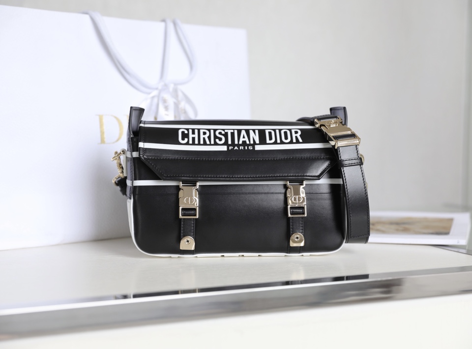 DIOR CAMP small messenger bag