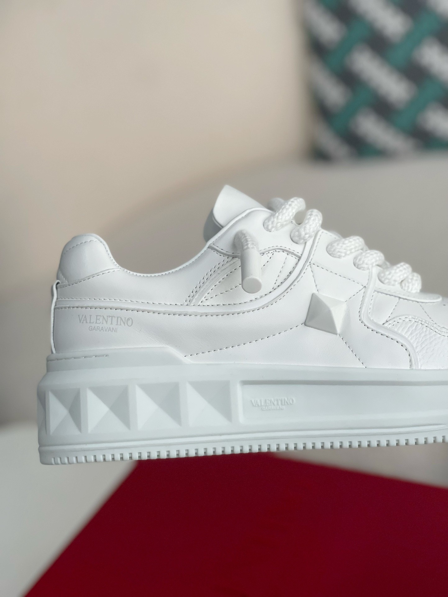 Valentino one stud sneakers