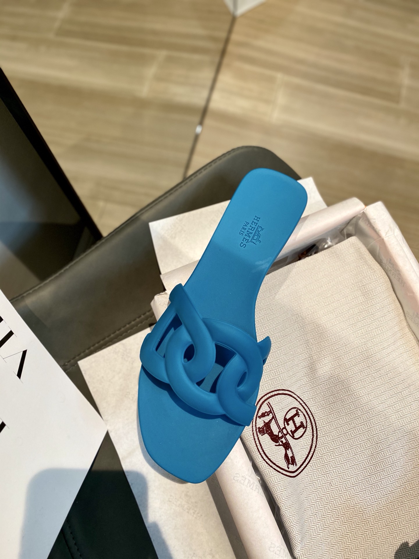 Hermes Pig Nose Classic Slippers