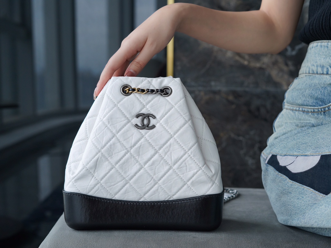 𝗖𝗵𝗮𝗻𝗲𝗹𝗚𝗮𝗯𝗿𝗶𝗲𝗹𝗲❥vagrancyBackpack Italy 🇮🇹 