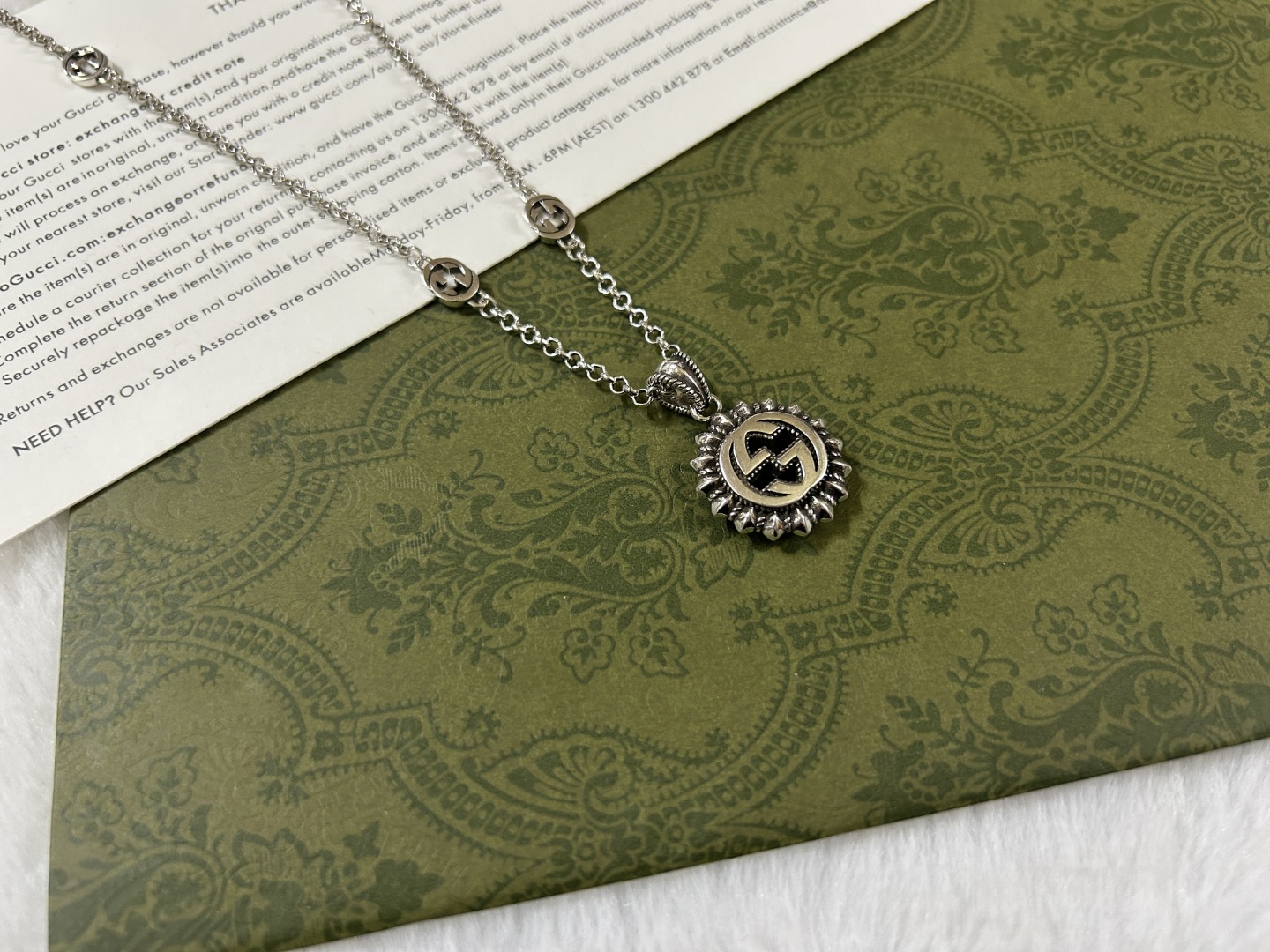 𝐆𝐮𝐜𝐜𝐢 Double G Sunflower Necklace