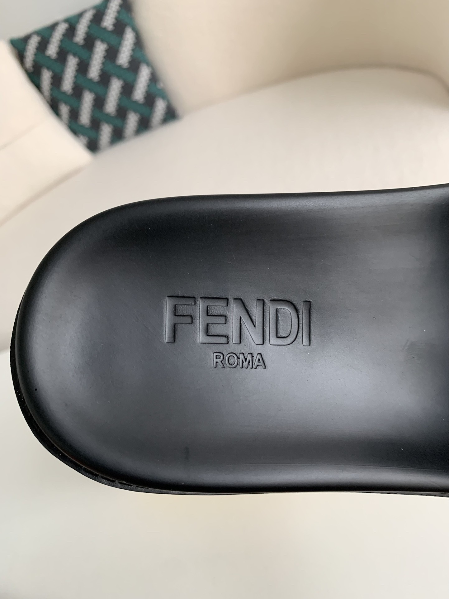 Fendi slippers