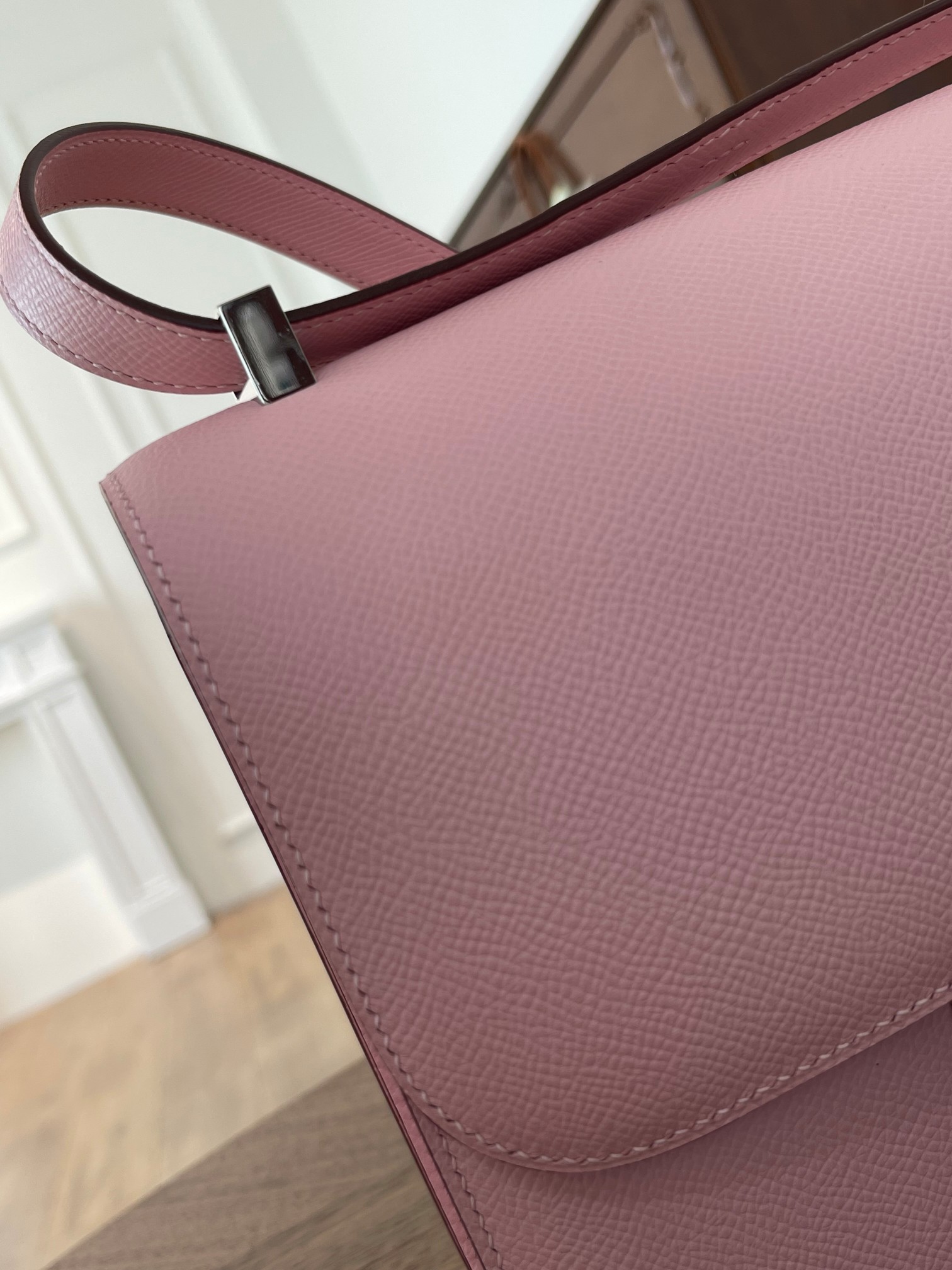 Kangkang 24 3q powder epsom leather silver buckle