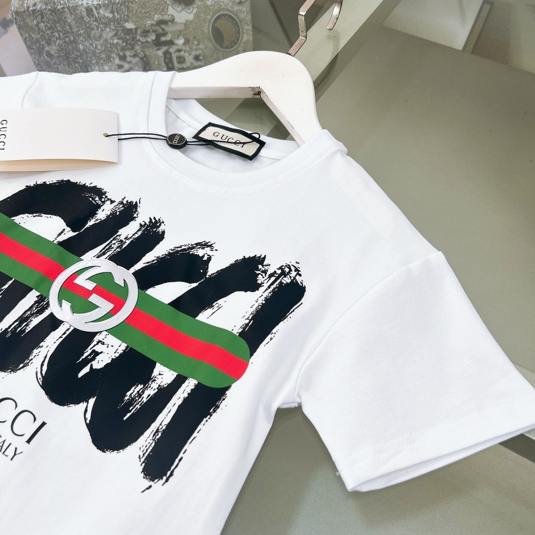 2024 Burberry Kids Suit