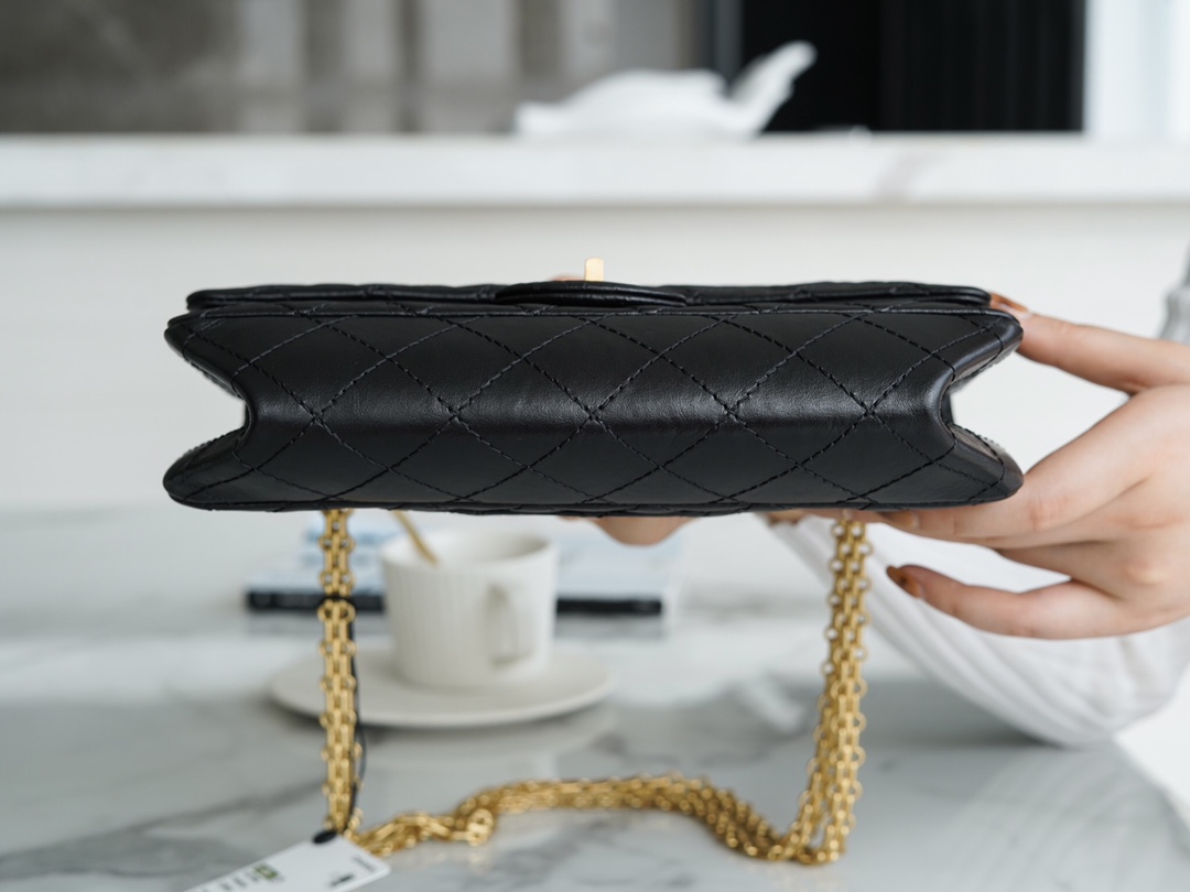 𝗖𝗵𝗮𝗻𝗲𝗹 Replica ❷. ❺❺ Italian [Montebello] Calfskin Small  Black Gold