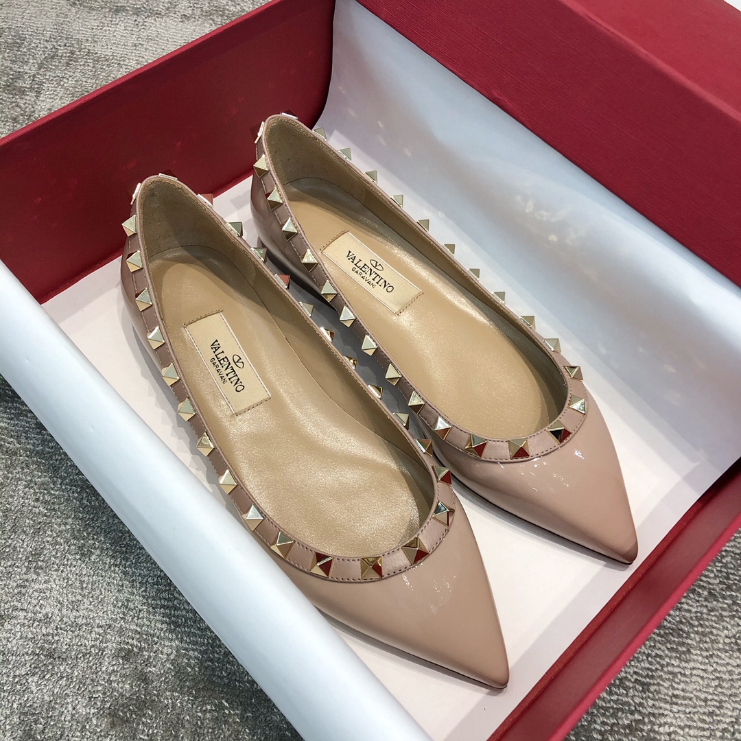 Valentino VT Collection Flats Patent Leather Nude Pink