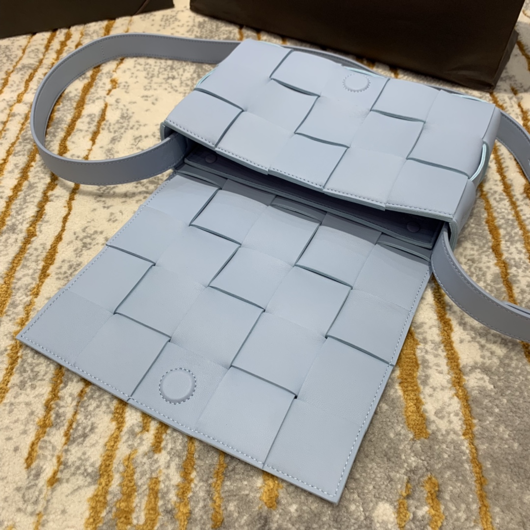 Bottega Veneta  𝘾𝘼𝙎𝙎𝙀𝙏𝙏𝙀 #578004