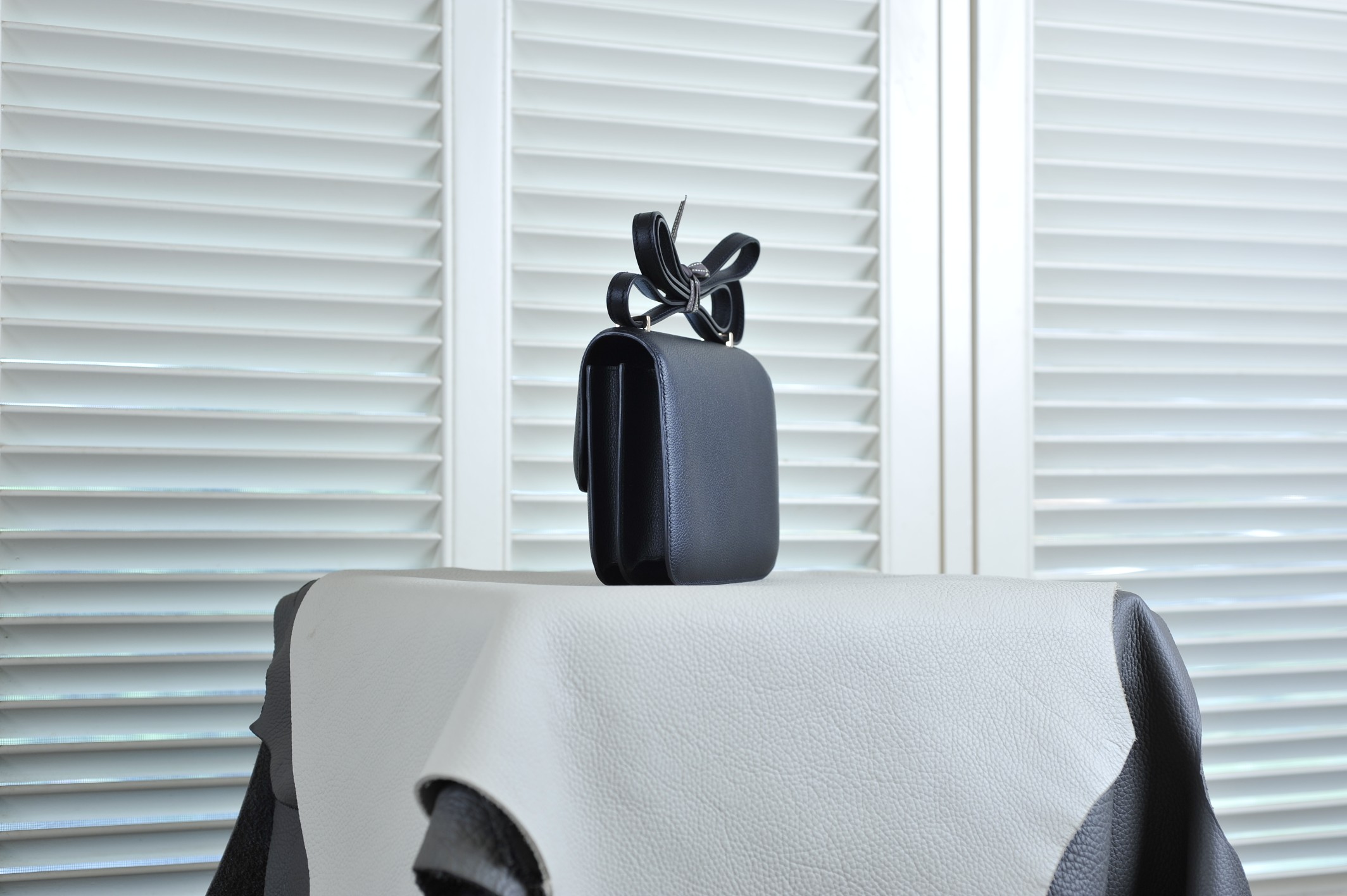 Kangkang 19 black rose gold buckle EVECOLOR leather