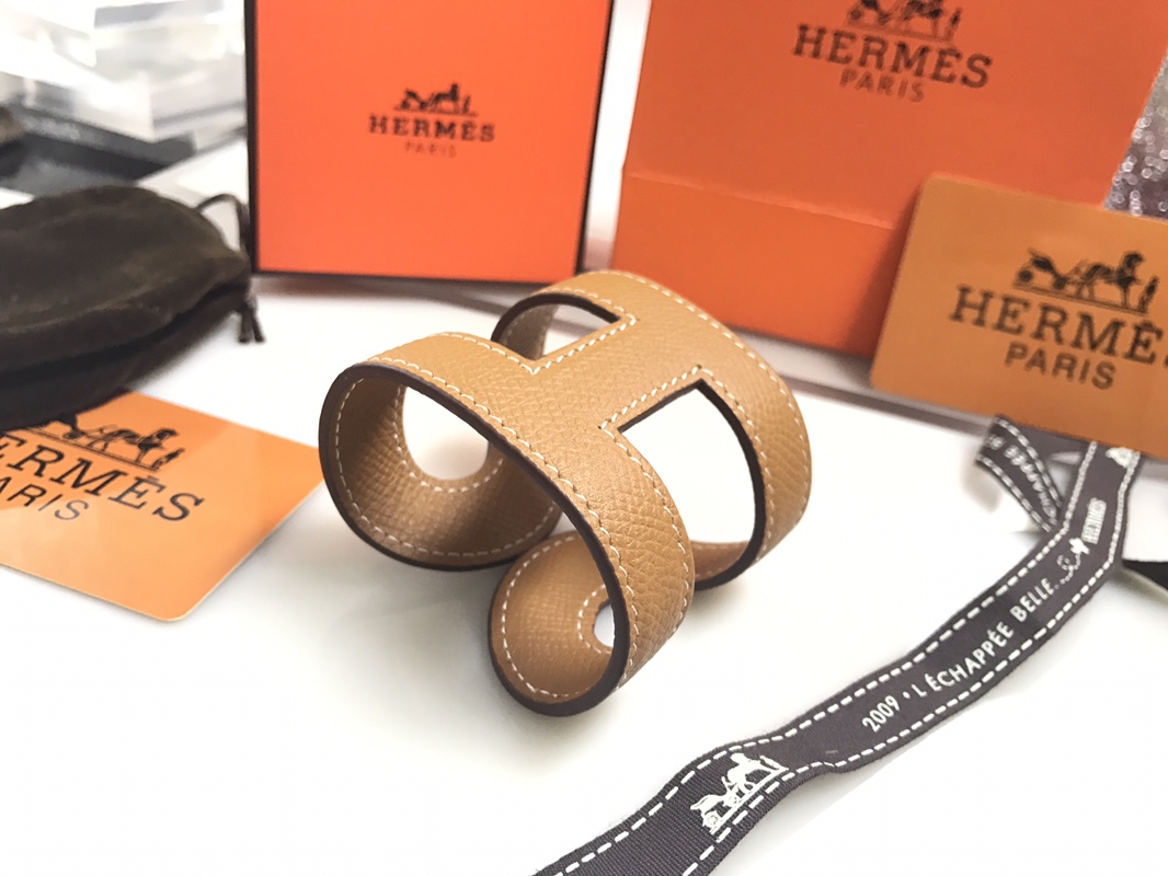 Hermes bracelet
