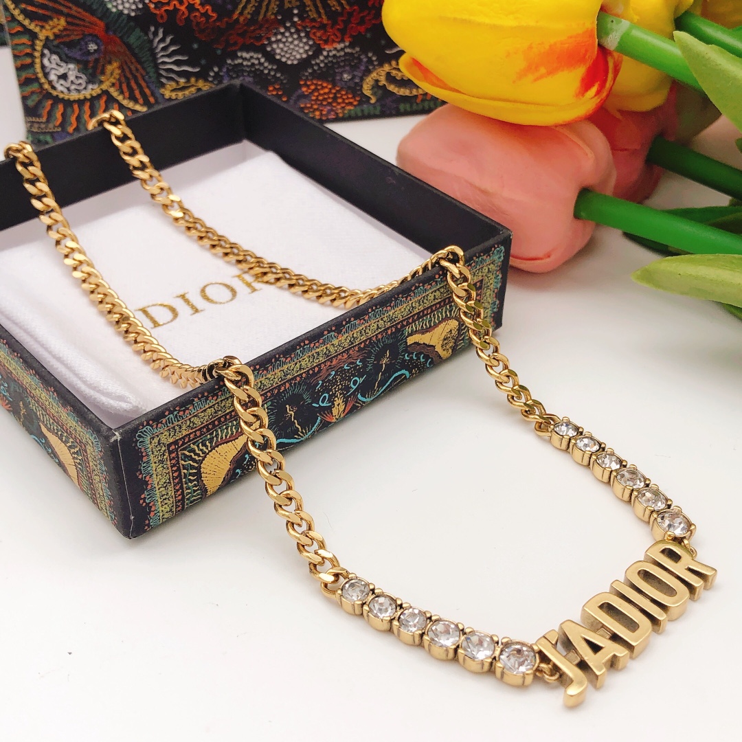 Dior necklace