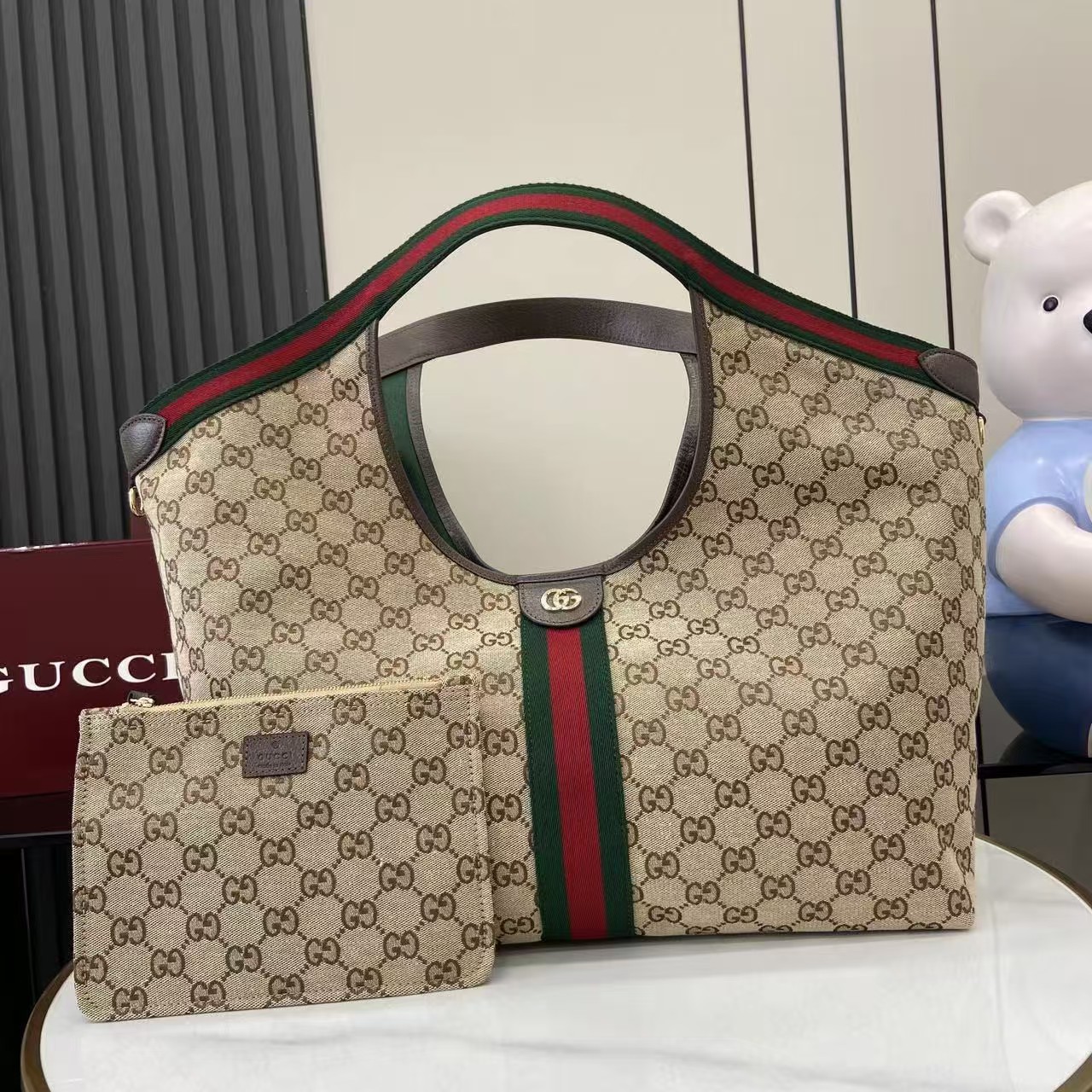 Gucci 853971  size60*47*16