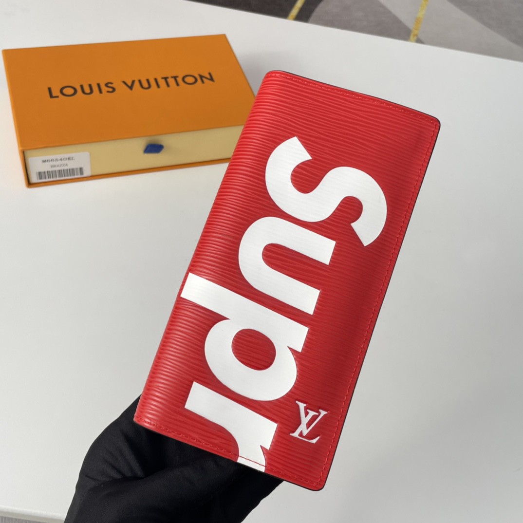 LV  M66540  RED