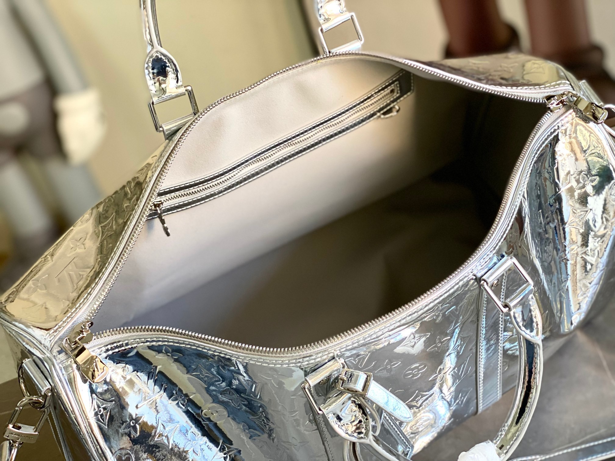 Heritage Keell 50   SIZE  50*29*23