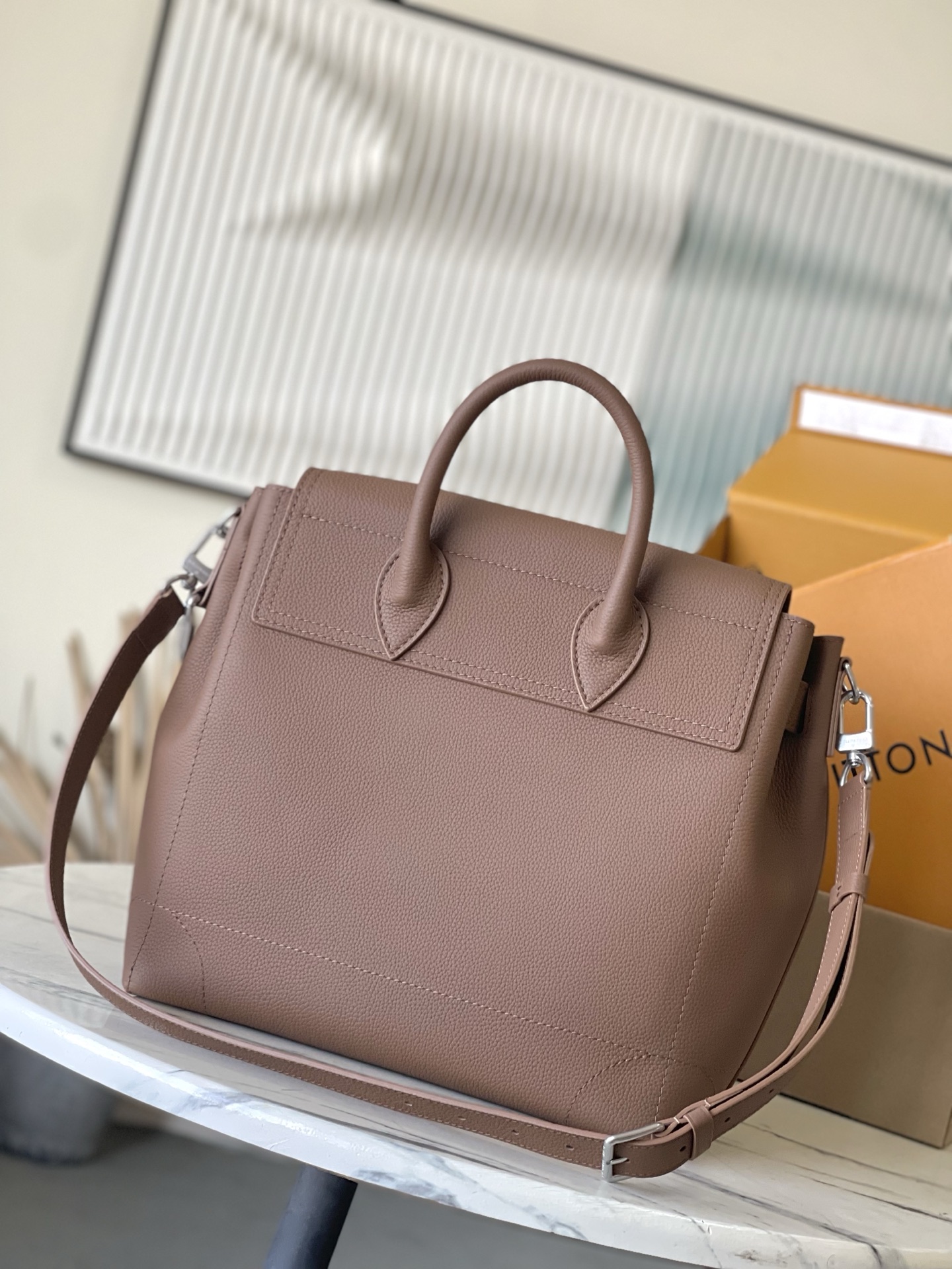 M26758  SIZE  32*33*14CM