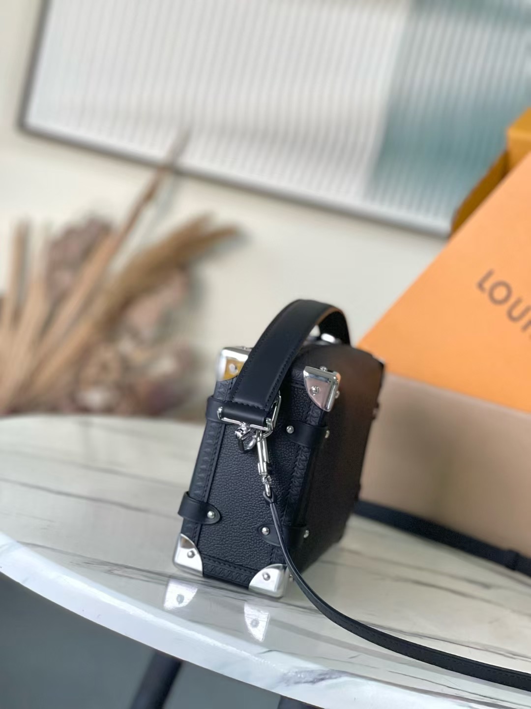 M25160   23.5*16*8.5CM