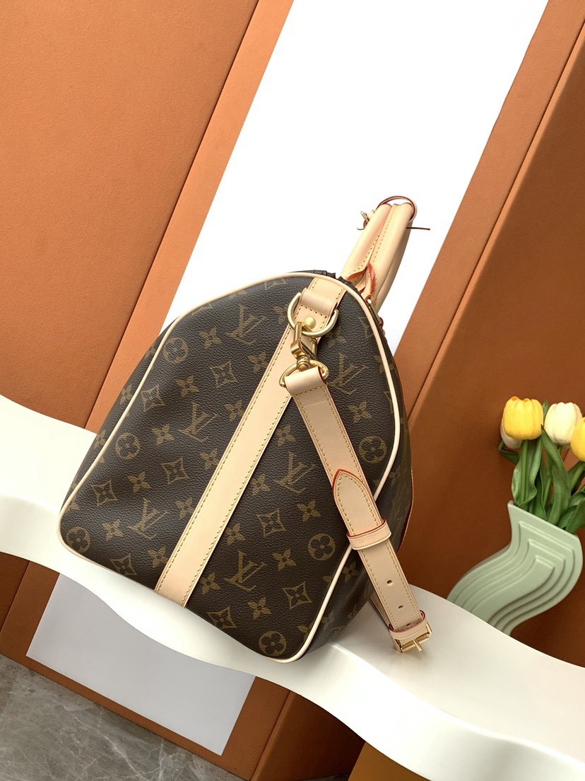 Louis Vuitton  SIZE  45  50  55