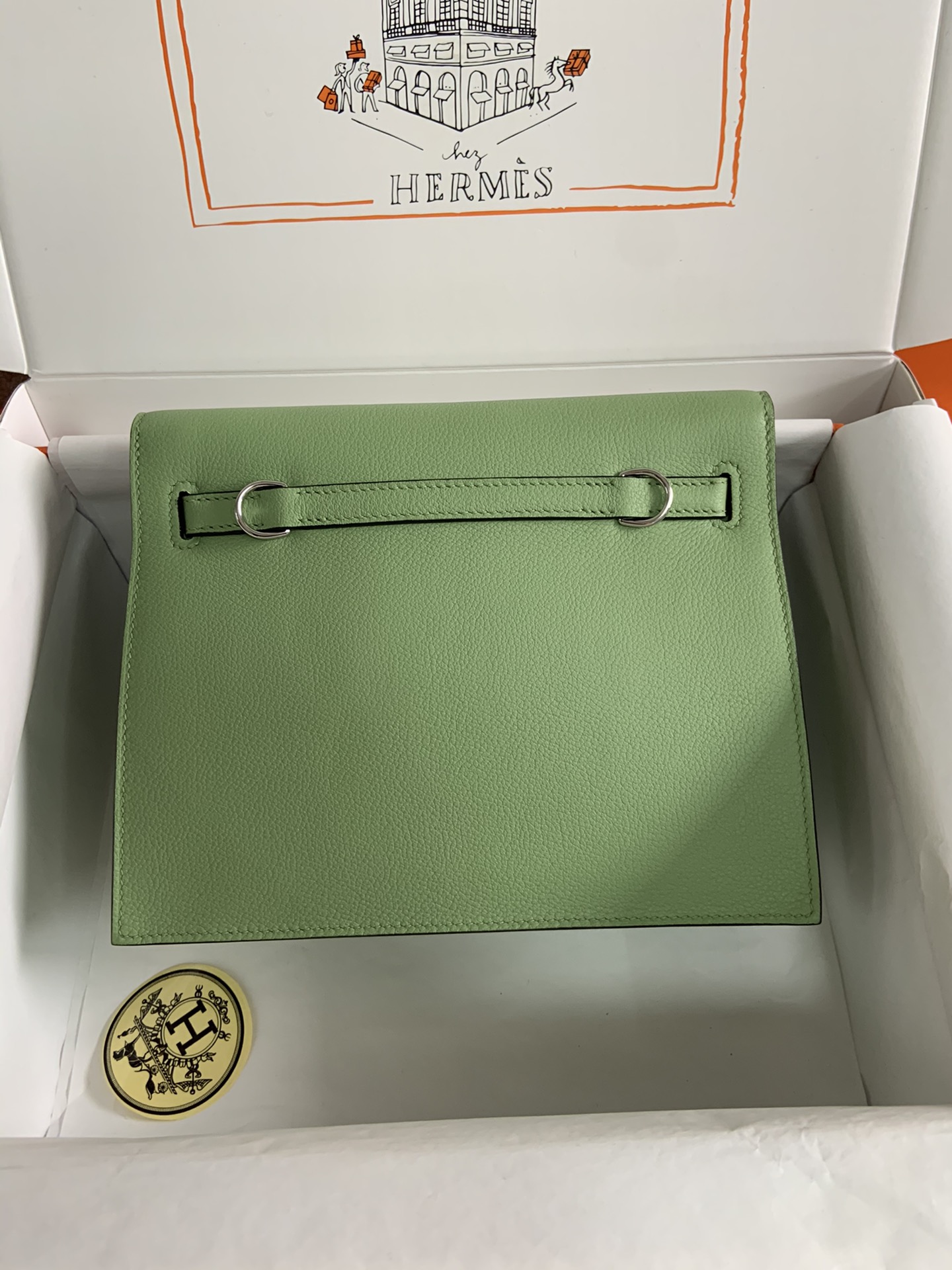 Kelly danse II 22cm evercolor calfskin avocado green silver buckle