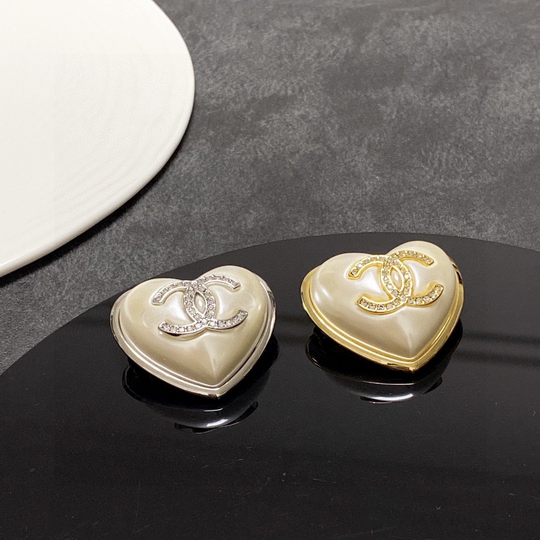 CHANEL🇫🇷Xiao Xiang brooch