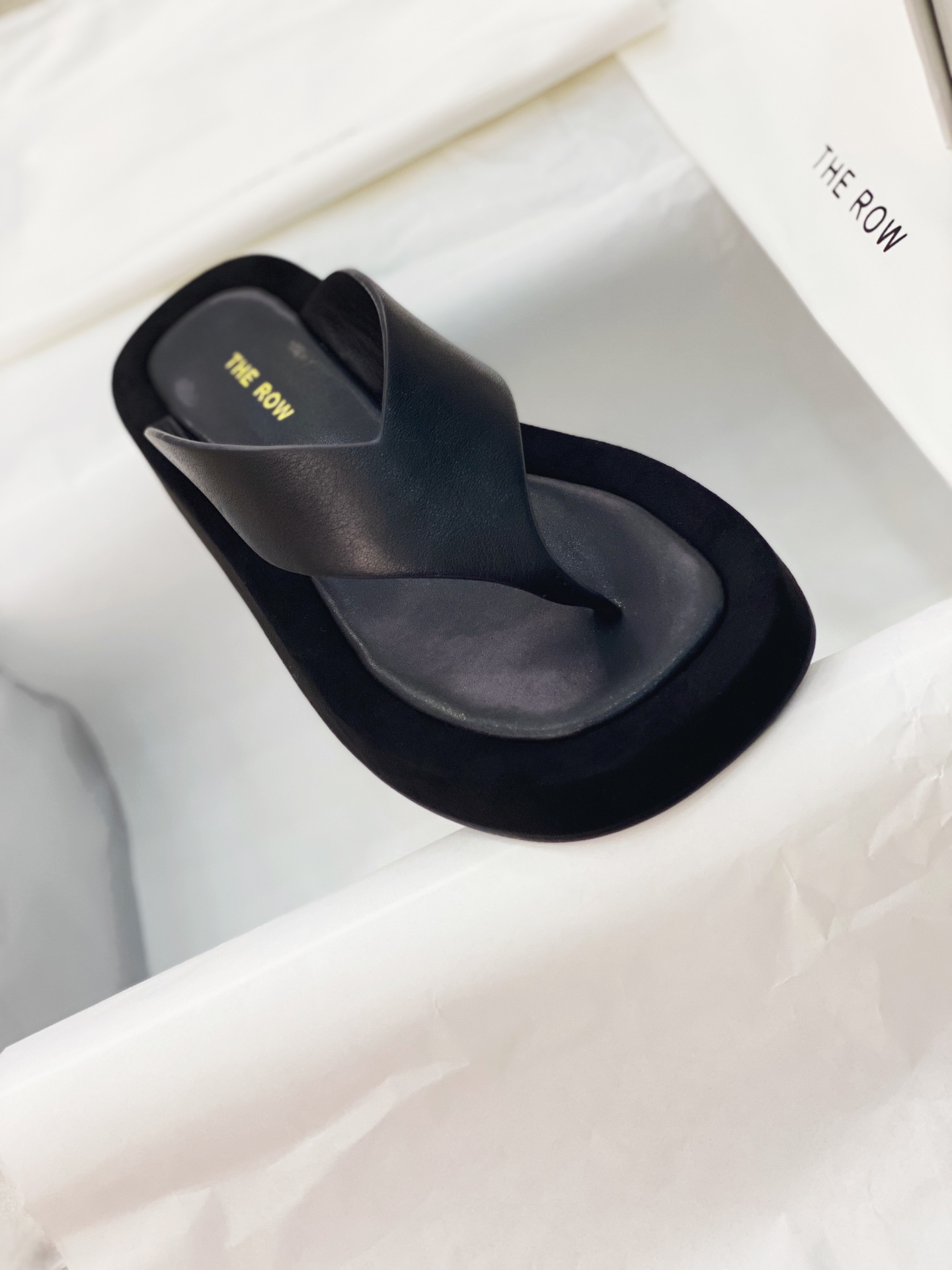 THE ROW | 𝟐𝟎𝟐𝟏/𝐒𝐒 𝐧𝐞𝐰 The row 2021 official website synchronization niche sexually cool wind thick bottom flip-flops