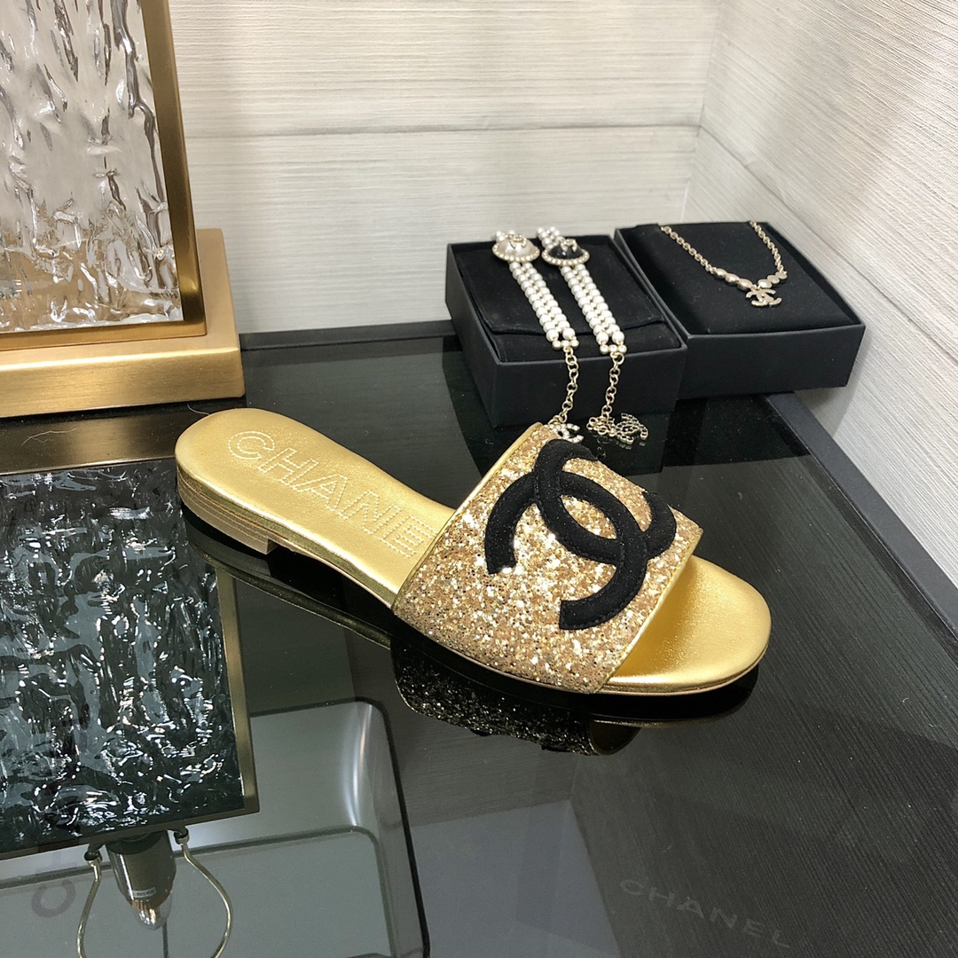 CHANEL 2023 spring and summer latest electric embroidery honey slippers Imported leather outsole
