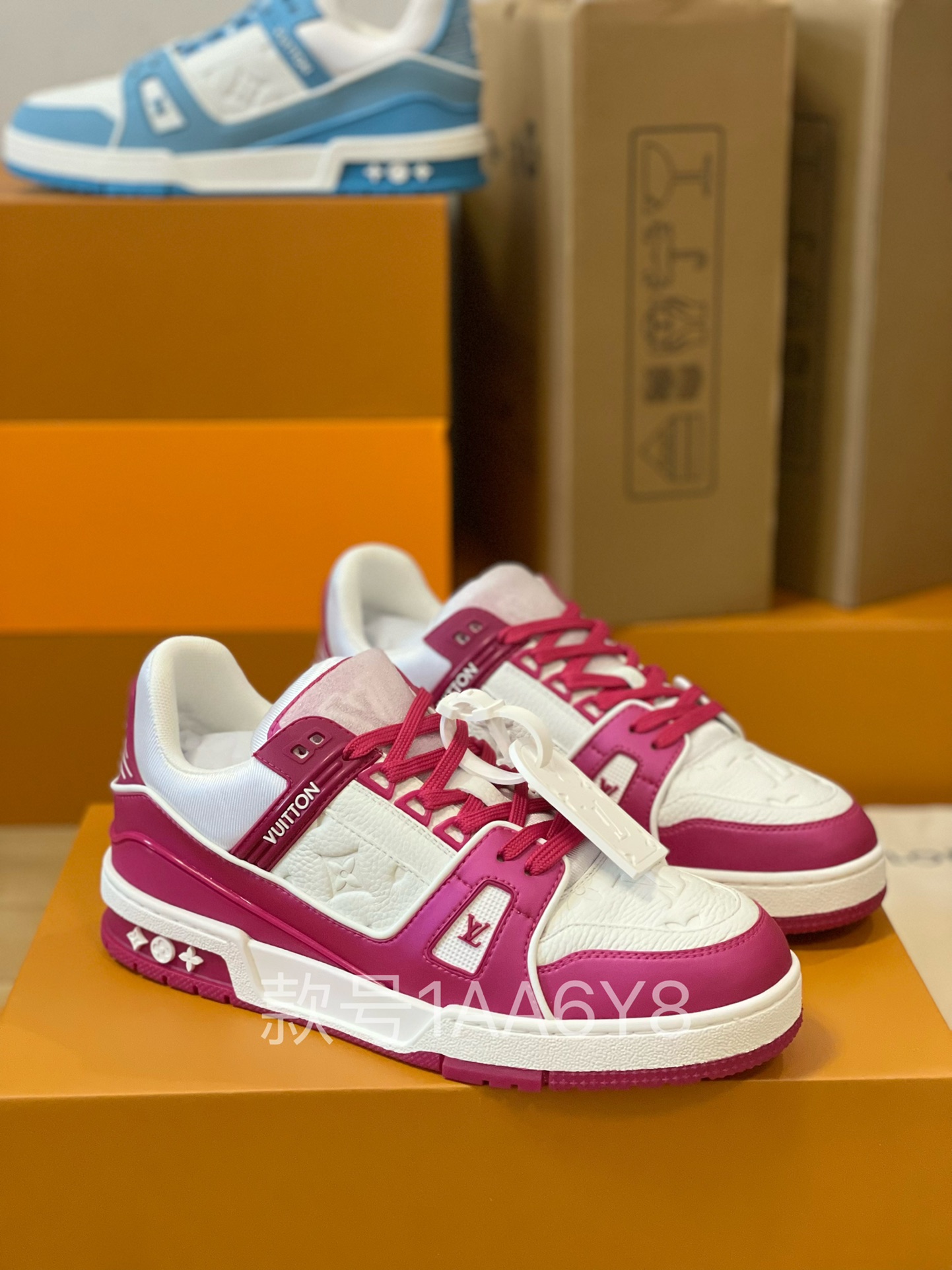 Louis Vuitton Trainer couple style 1AA6Y8