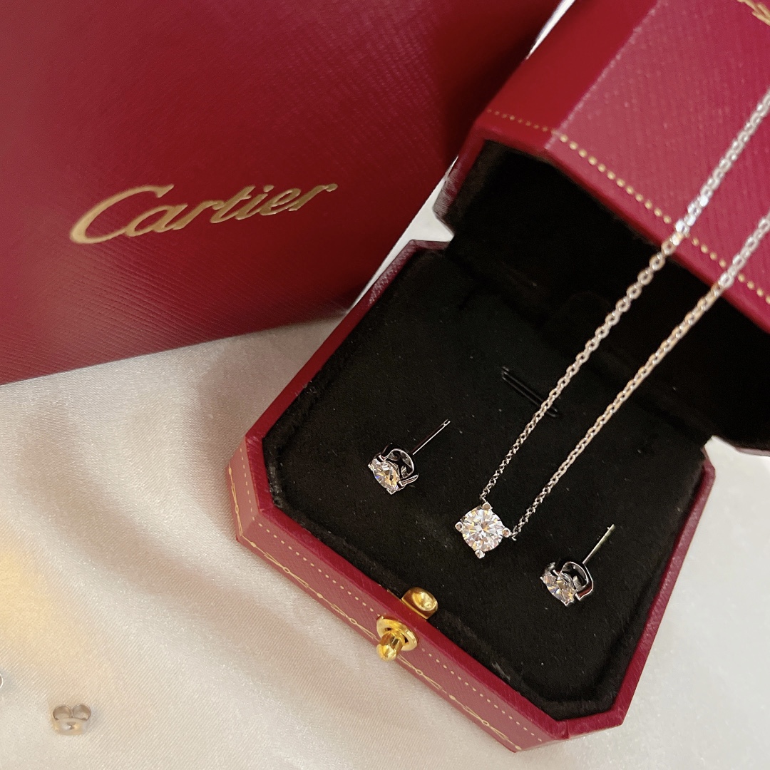 Cartier necklace