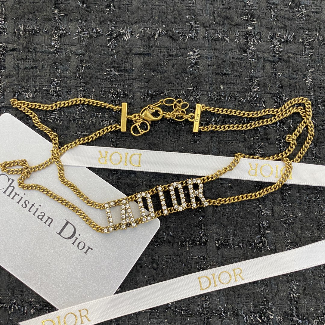 Dior necklace