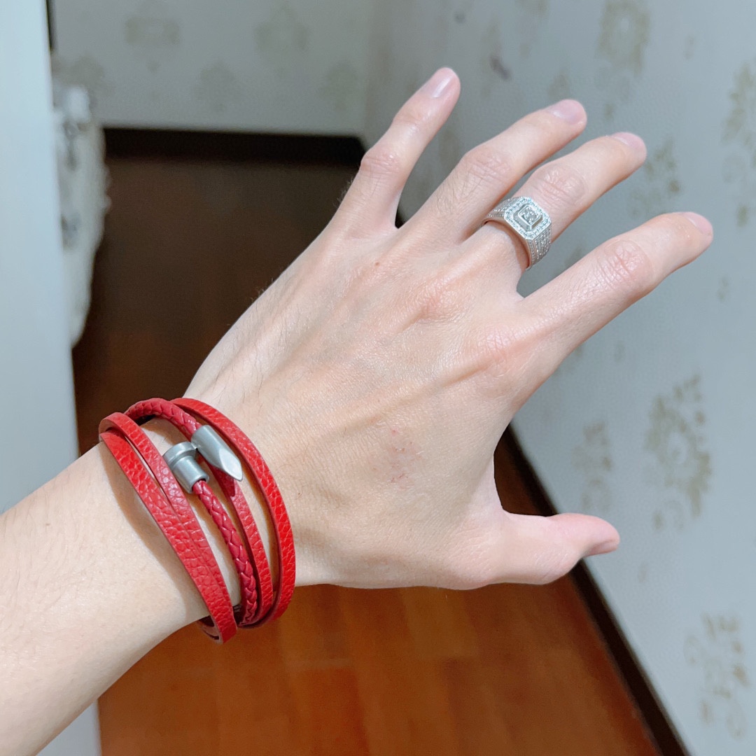 𝐆𝐮𝐜𝐜𝐢 hand strap bracelet