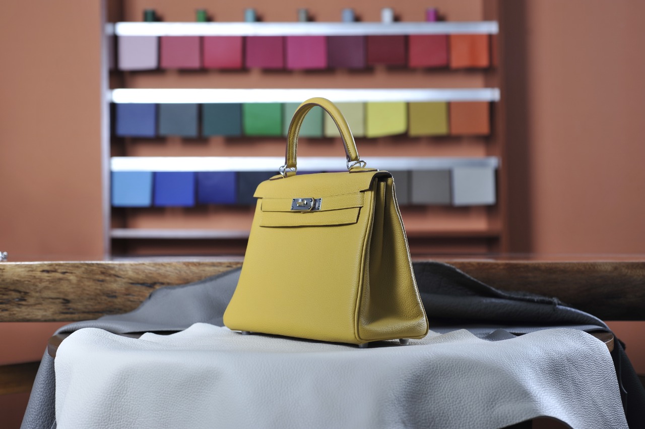 Kelly 28 Inseam Amber Yellow Silver Buckle TOGO Leather