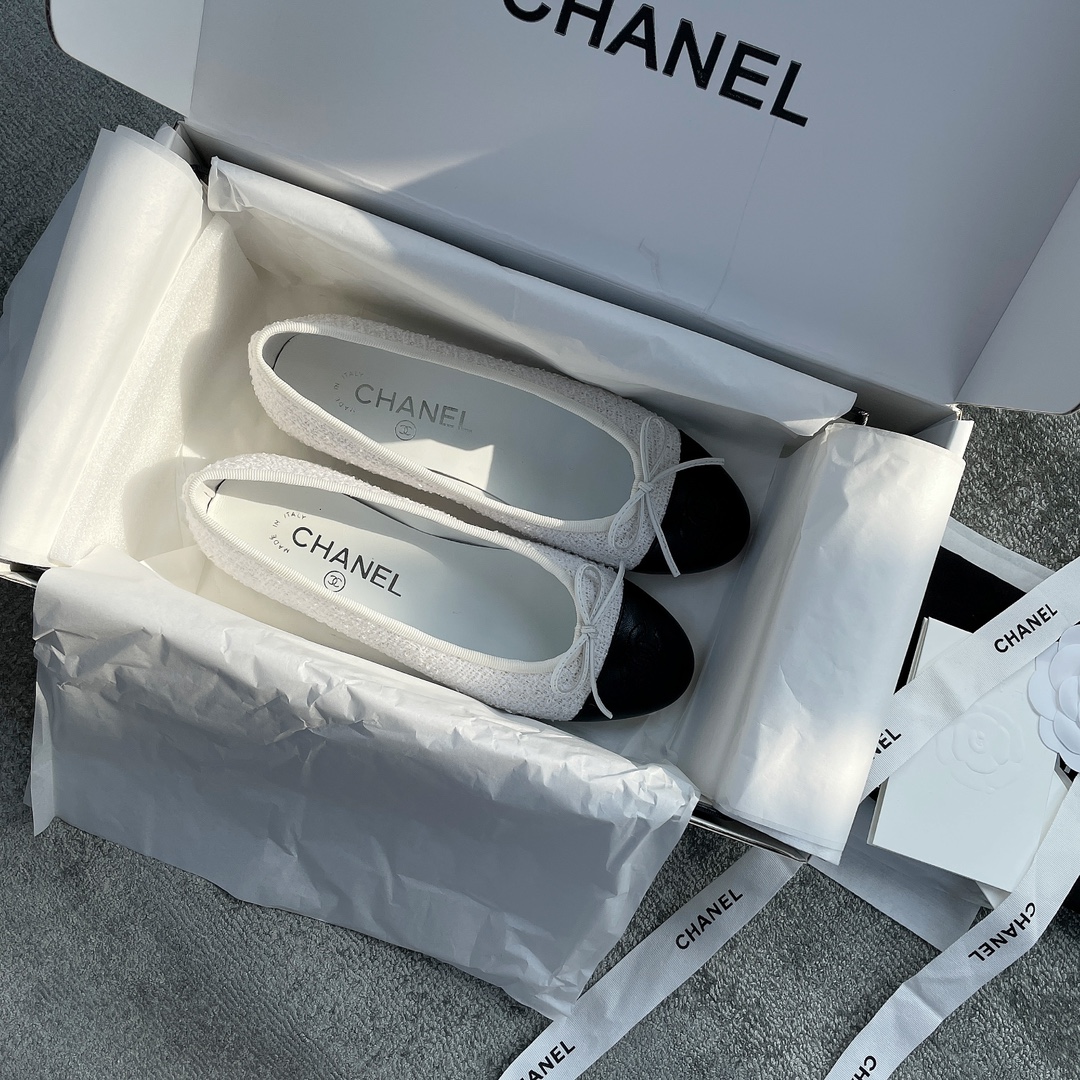 CHANEL classic ballet shoes the version is very positive classic models do not have to worry about the version