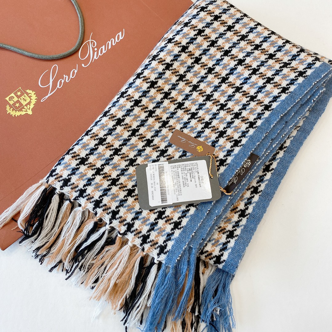 𝐋𝐨𝐫𝐨 𝐩𝐢𝐚𝐧𝐚 Houndstooth knitted    cashmere scarf denim blue