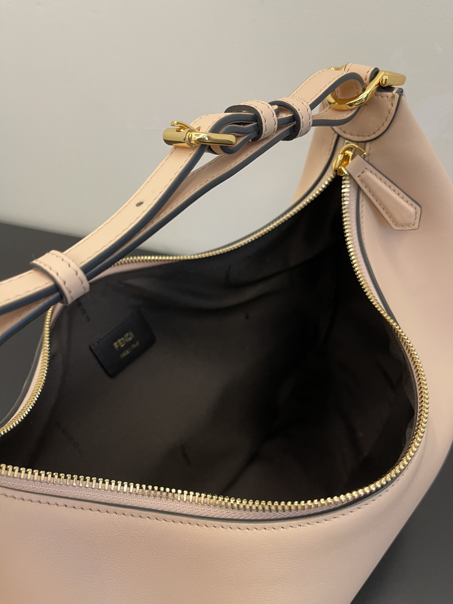 FENDI praphy underarm bag large pink