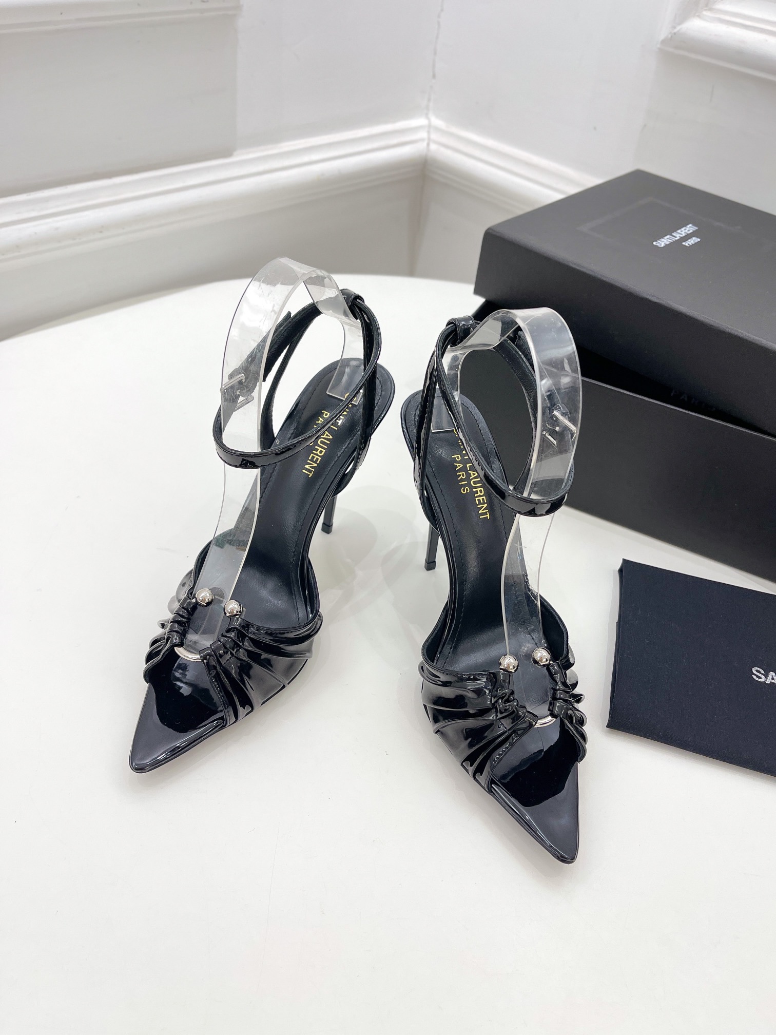 𝙎𝙖𝙞𝙣𝙩 𝙇𝙖𝙪𝙧𝙚𝙣𝙩 | 𝟐𝟎𝟐𝟏/𝐒𝐒 𝐧𝐞𝐰 YSL｜Roland 2022/fw early spring new baked high heels