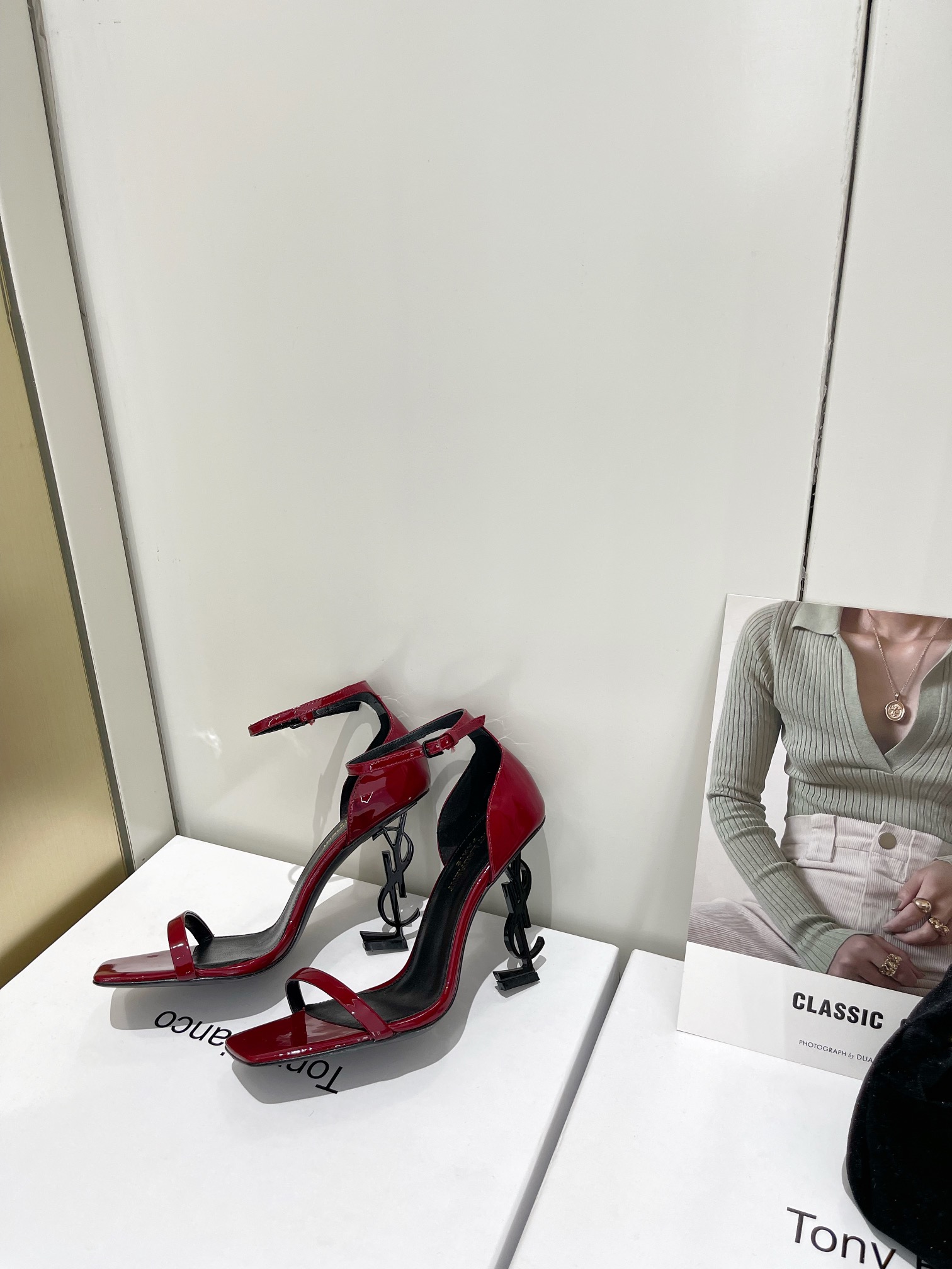 𝙎𝙖𝙞𝙣𝙩 𝙇𝙖𝙪𝙧𝙚𝙣𝙩 | 𝟐𝟎𝟐𝟐/𝐒𝐒 𝐧𝐞𝐰 YSL｜Saint Laurent silk diamond buckle high heels Imported silk