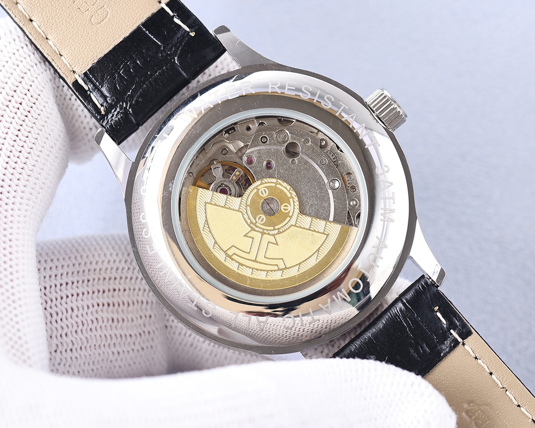 Jaeger-LeCoultre Fine Men's Watches