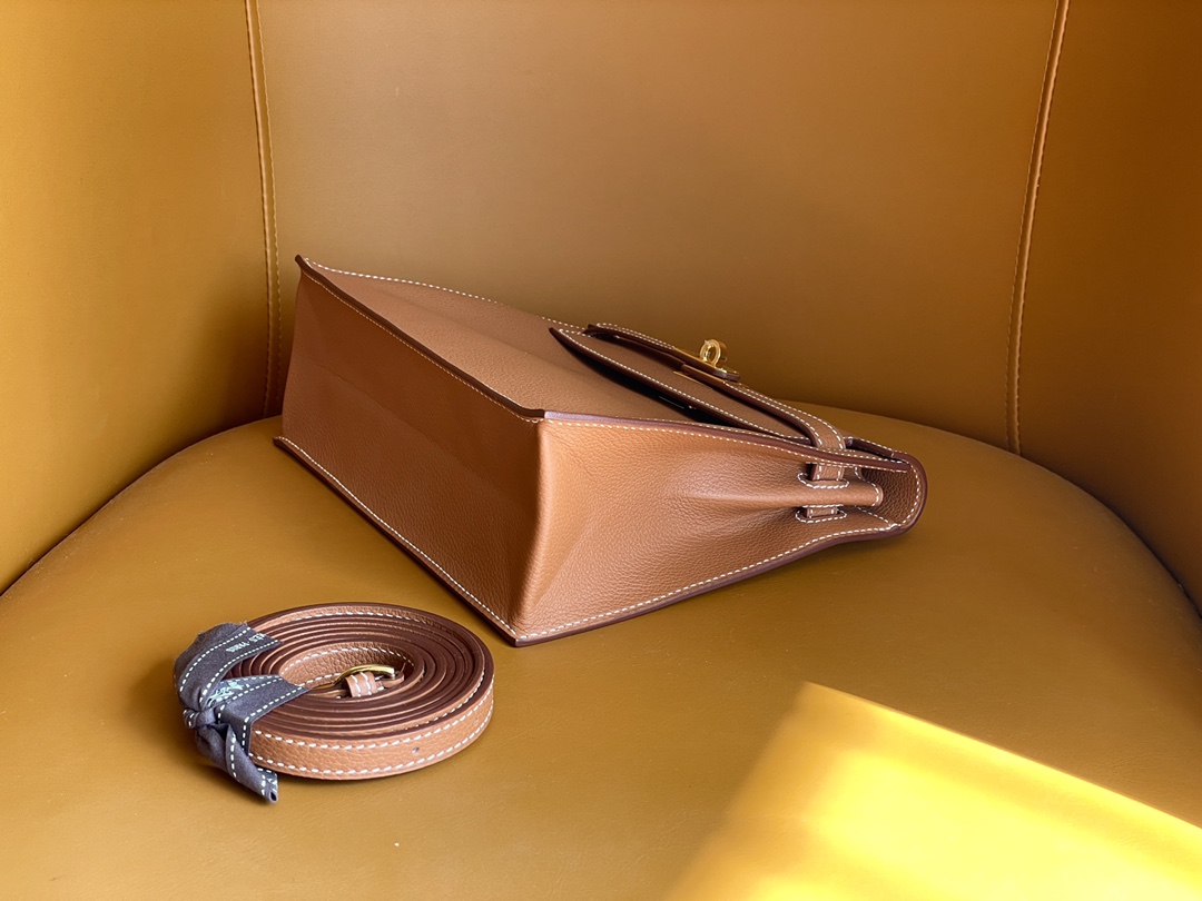 Kelly danse golden brown evercolor leather