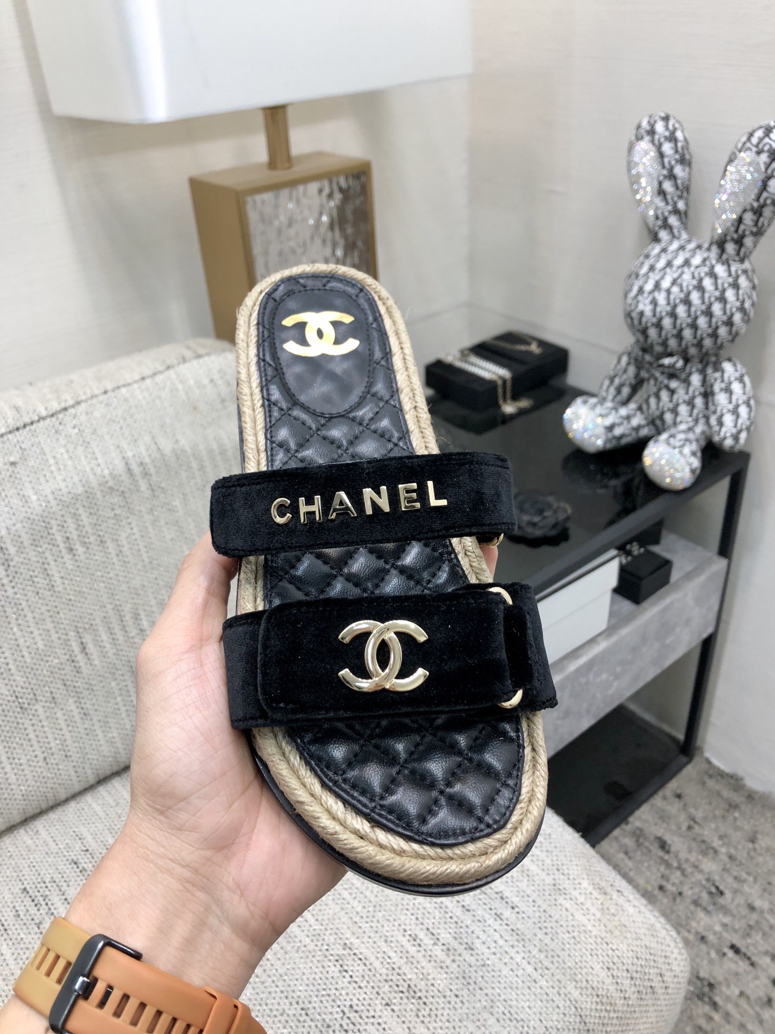 CHANEL 2023 spring and summer latest woven velcro slippers Italy imported multi-layer leather outsole
