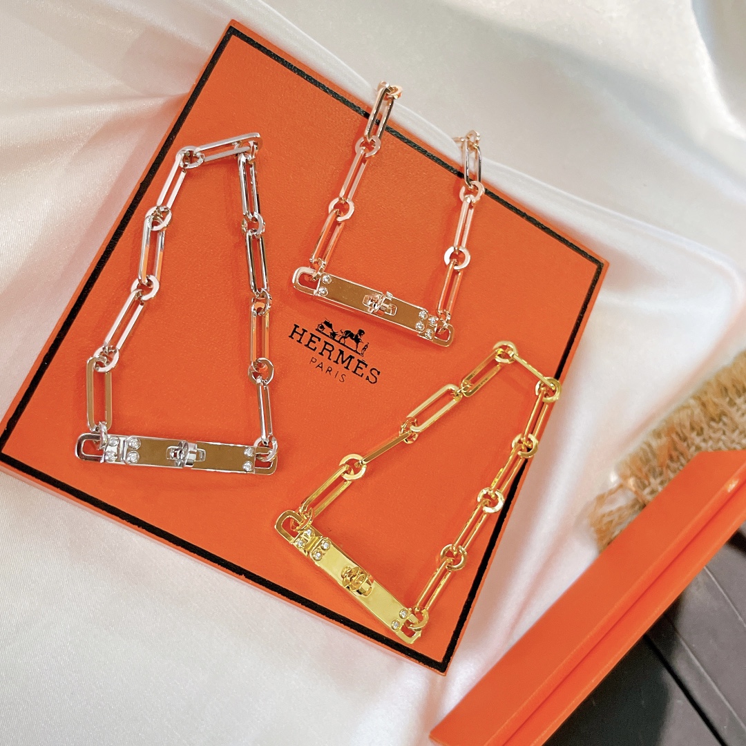 Hermes bracelet