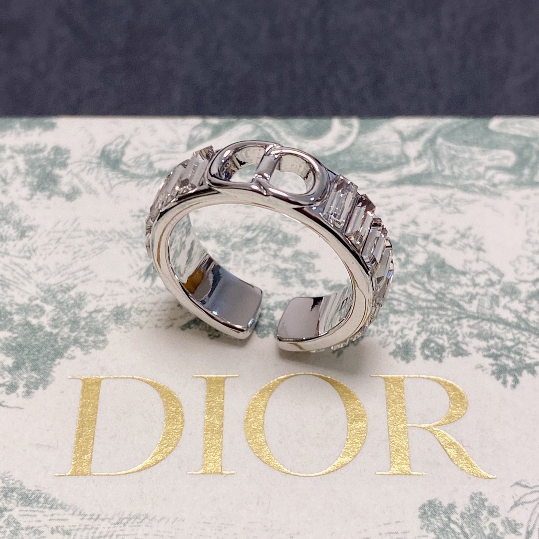 Dior ring