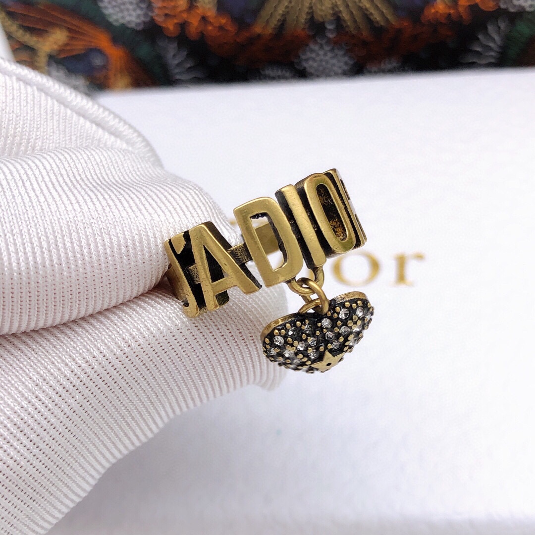 Dior heart ring