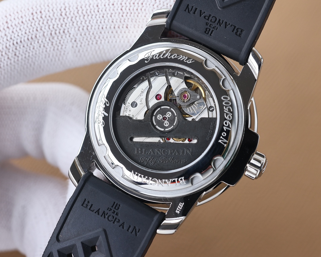 Blancpain Fifty Fathoms [Barracuda] with Calibre 9015 to Cal-1151 Accurate timekeeping